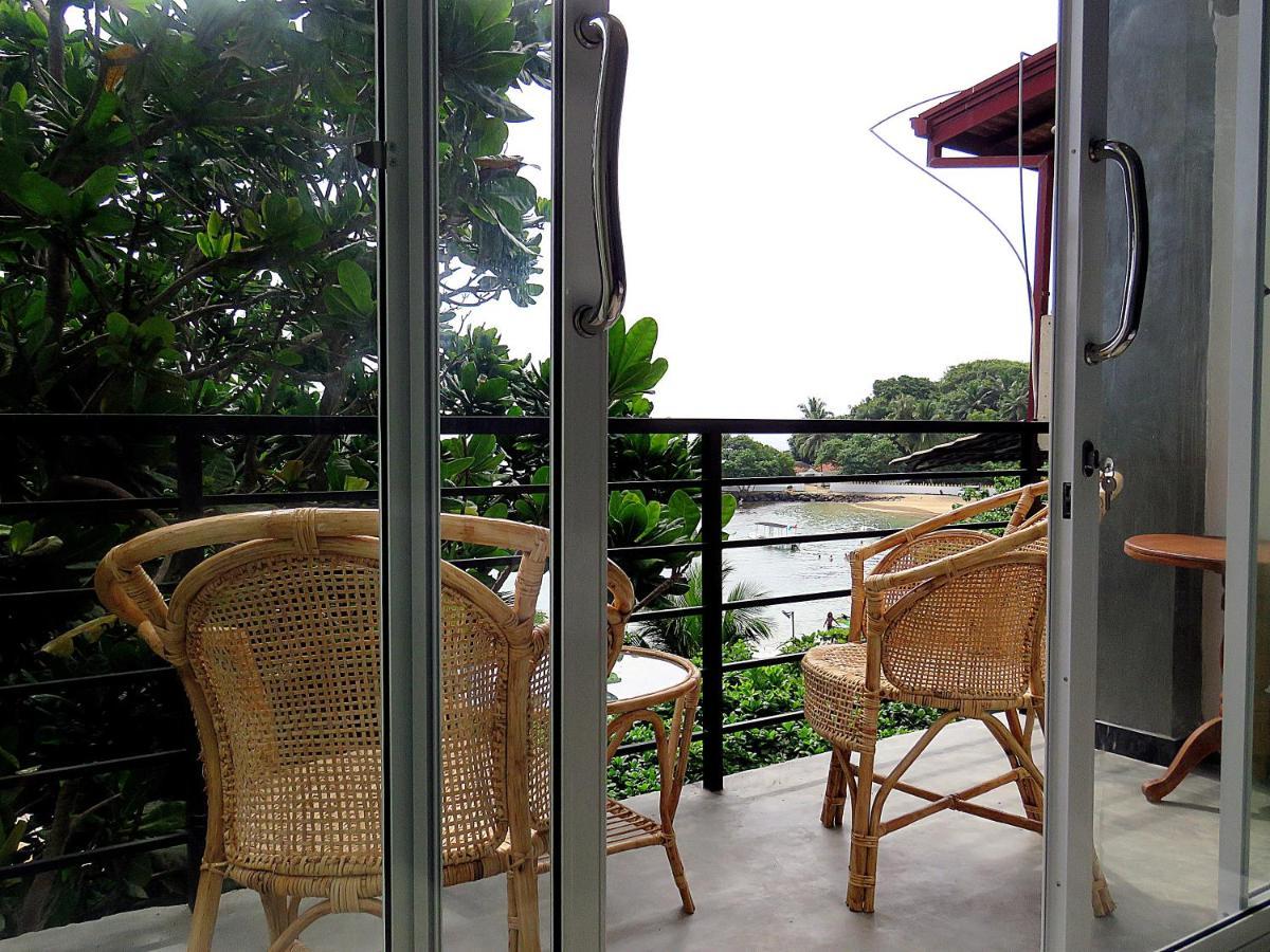 H&C Heaven Beach Hotel Unawatuna Eksteriør billede
